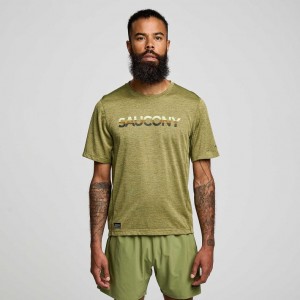 Saucony Stopwatch Graphic Short Sleeve Men's T-Shirt Olive | IRELAND SUMJ