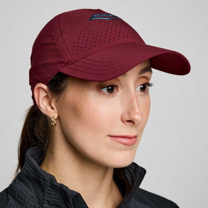 Saucony Outpace Petite Women\'s Hat Burgundy | IRELAND MARQ